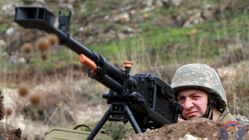 Солдат Армии обороны. Фото пресс-службы Минобороны Нагорного Карабаха, http://www.nkrmil.am/news/view/2617