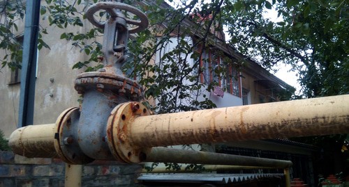 Труба распределения газа у частного дома. Фото Дины Духовской для "Кавказского узла"