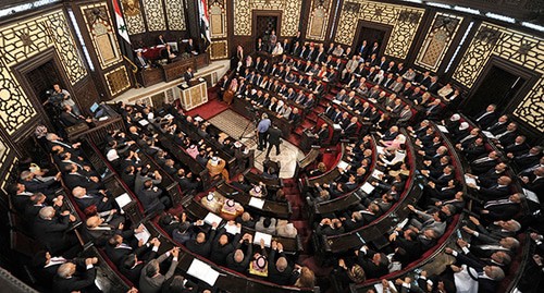 Заседание парламента Сирии. Фото: REUTERS/Sana Sana