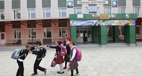 Школа в Грозном. Фото: REUTERS/Stringer