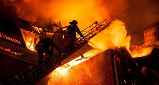 Посетители кафе эвакуированы в Новороссийске из-за пожара