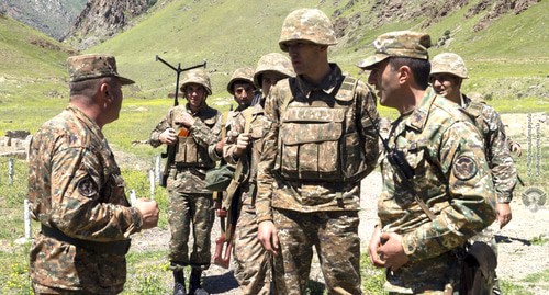 Военнослужащие армии защиты Карабаха. Фото пресс-службы МО Армении http://mil.am/hy/news/7830