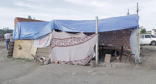 Палаточный лагерь в дагестанском поселке Куллар. Стоп-кадр видео "Кавказского узла"