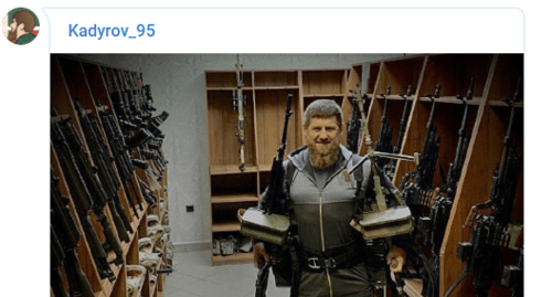 Рамзан Кадыров с пулеметами. Фото: скриншот поста в Телеграм https://t.me/RKadyrov_95/979
