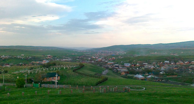 Вид на село Верхние Ачалуки. Фото Ahmed Al-Targimi  https://ru.wikipedia.org/wiki/Верхние_Ачалуки#/media/Файл:Вид_на_село_Верхние_Ачалуки.jpg