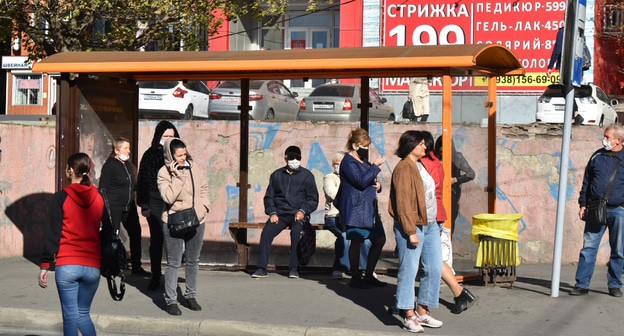 Остановка транспорта в Ростове-на-Дону. Фото Константина Волгина для "Кавказского узла"
