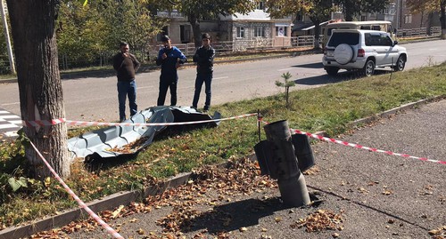 Неразорвавшийся снаряд в городе Шуши 28 октября 2020 года. Фото Алвард Григорян для "Кавказского узла"