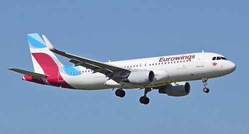 Самолет компании Eurowings. Фото Adrian Pingstone https://ru.wikipedia.org/wiki/Eurowings