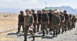 Военные эксперты сочли беспрецедентными сборы резервистов в Армении