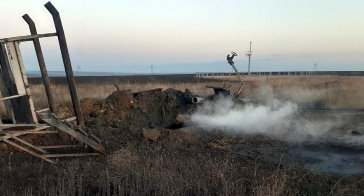 На месте происшествия ФОТО: ГУ МЧС РОССИИ ПО РОСТОВСКОЙ ОБЛАСТИ/ПРЕДОСТАВЛЕНО ТЕЛЕКАНАЛУ ЦАРЬГРАД