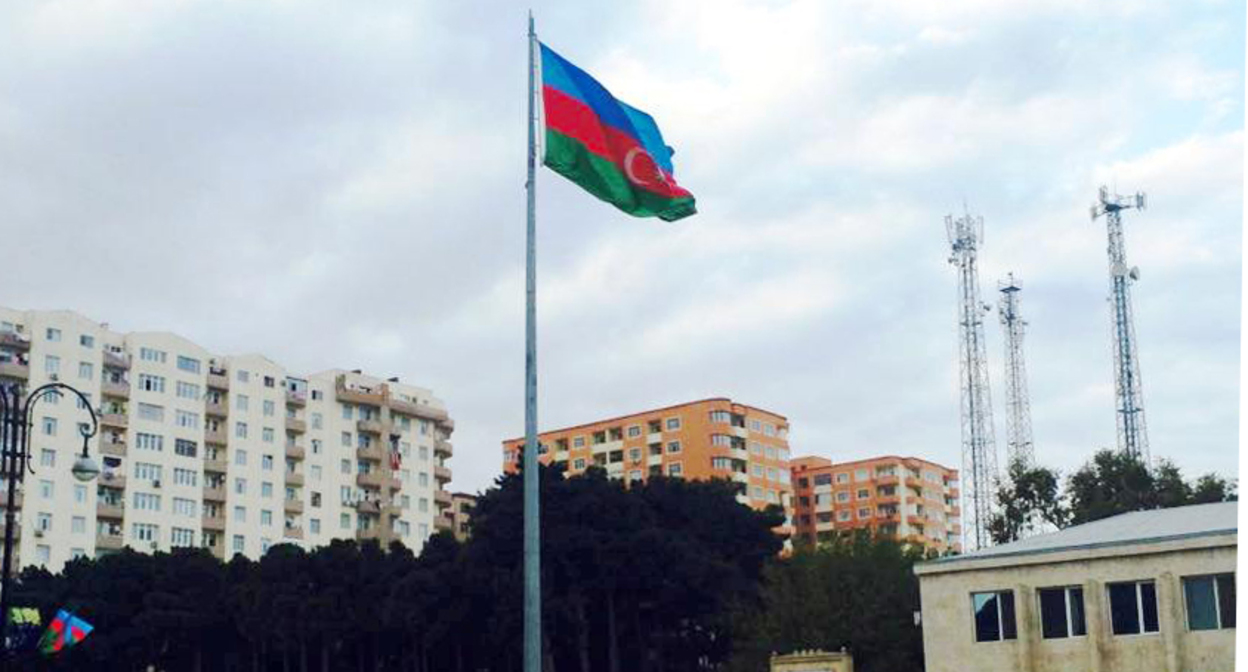  Хырдалан. Фото TiFFOZi iz Baku (Rauf Iskandarov) - https://ru.wikipedia.org/wiki/Хырдалан_(город)