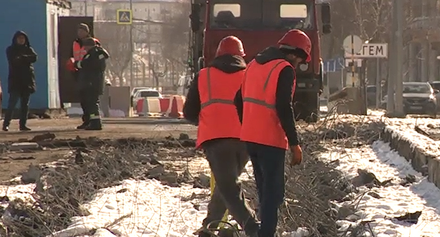 Ремонт моста через реку Чегем. Кадр видео канала Россия 1 https://vestikbr.ru/news/na-federalnoj-trasse-kavkaz-kapitalno-remontiruyut-most-cherez-reku-chegem/?utm_source=yxnews&utm_medium=desktop