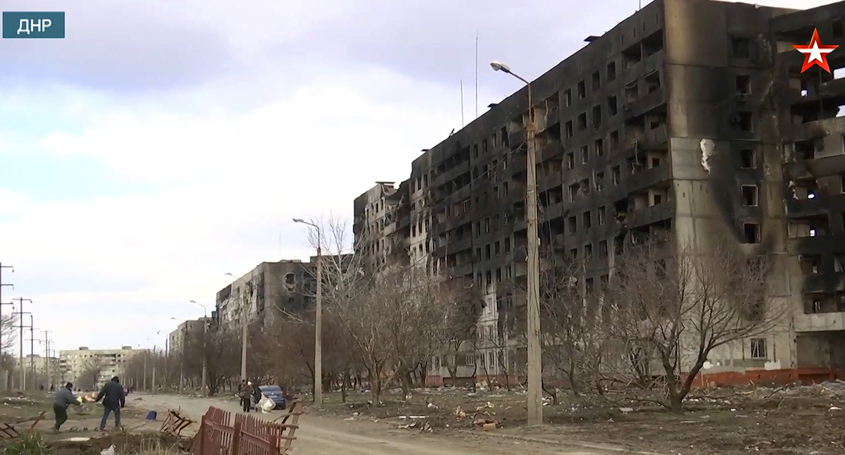 Мариуполь. Кадр видео ТК "Звезда" https://tvzvezda.ru/news/20223162044-2zqJk.html