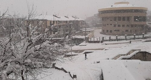 Снегопад в Степанакерте. 19 марта 2022 года. Фото Алвард Григорян для "Кавказского узла".