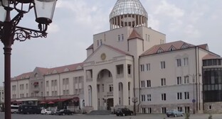 Парламент Нагорного Карабаха призвал армян к объединению