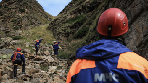 Спасатели в горах. Фото 07.mchs.gov.ru