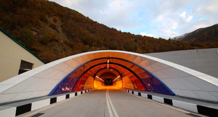 Рокский тоннель на 93-м км Транскавказской автомагистрали/ Фото пресс-службы БАМТОННЕЛЬСТРОЙ https://www.btsmost.ru/object/rokskij-tonnel