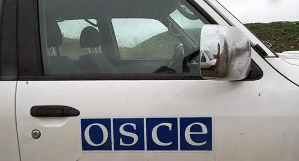 Автомобиль ОБСЕ в Нагорном Карабахе. Фото Алвард Григорян для "Кавказского узла"