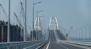 1,2 тысячи машин ожидают проезда через Крымский мост на Кубани