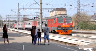 Число поездов из Махачкалы в Дербент увеличено после просьб местных жителей