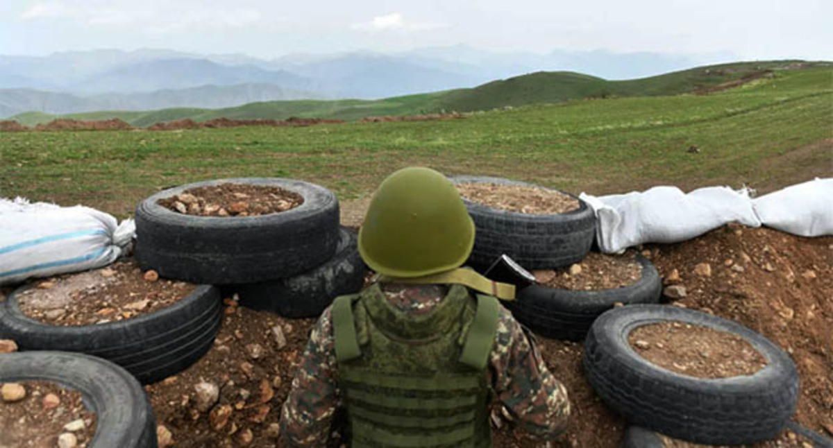 Армянские военнослужащие на границе с Азербайджаном. Фото: аппарат президента Республики Армения