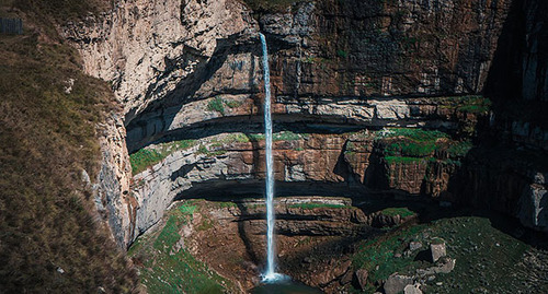 Водопад Тобот. Фото: Sofi Kaveller. https://ru.wikipedia.org