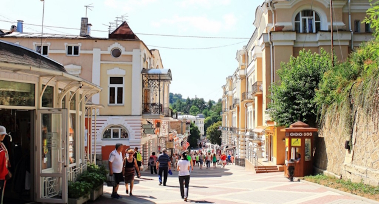 Ессентуки улицы. Ессентуки город. Ессентуки центр города. Центральные улицы Ессентуков. Ессентуки город Центральная улица.