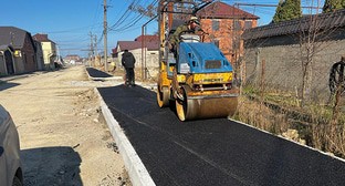 Ремонт дороги в Махачкале. Фото: РИА "Дагестан" https://riadagestan.ru