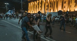 Акция протеста в ночь на 21 июня 2019 г. Фото: Тбел Абусуридзе Новости Грузии https://www.newsgeorgia.ge