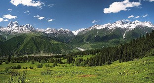 Горы Сванети. Фото: Polscience https://ru.wikipedia.org