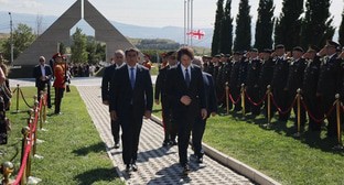 Представители властей Грузии на церемонии памяти жертв "Пятидневной войны", фото: пресс-служба правительства Грузии 