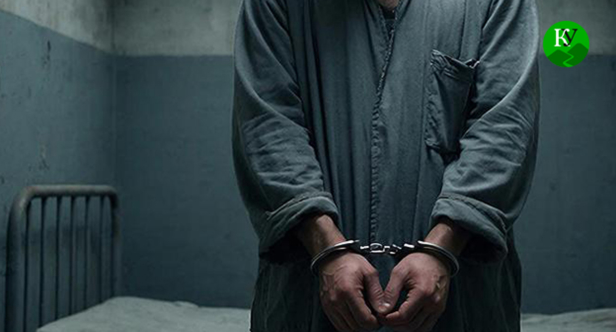 Мужчина в наручниках. Иллюстрация создана "Кавказским узлом" при помощи ИИ в программе Copilot Мужчина в наручниках. Иллюстрация создана "Кавказским узлом" при помощи ИИ в программе Copilot