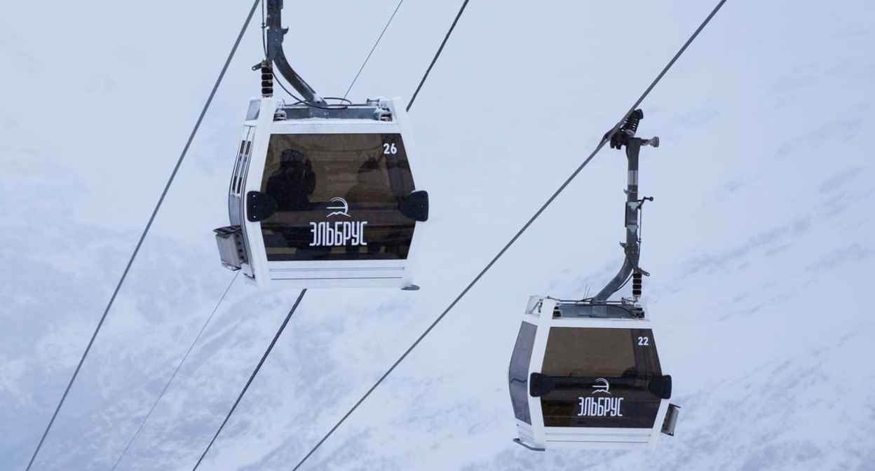 Канатная дорога на "Эльбрусе". Фото: https://resort-elbrus.ru/ Канатная дорога на "Эльбрусе". Фото: https://resort-elbrus.ru/