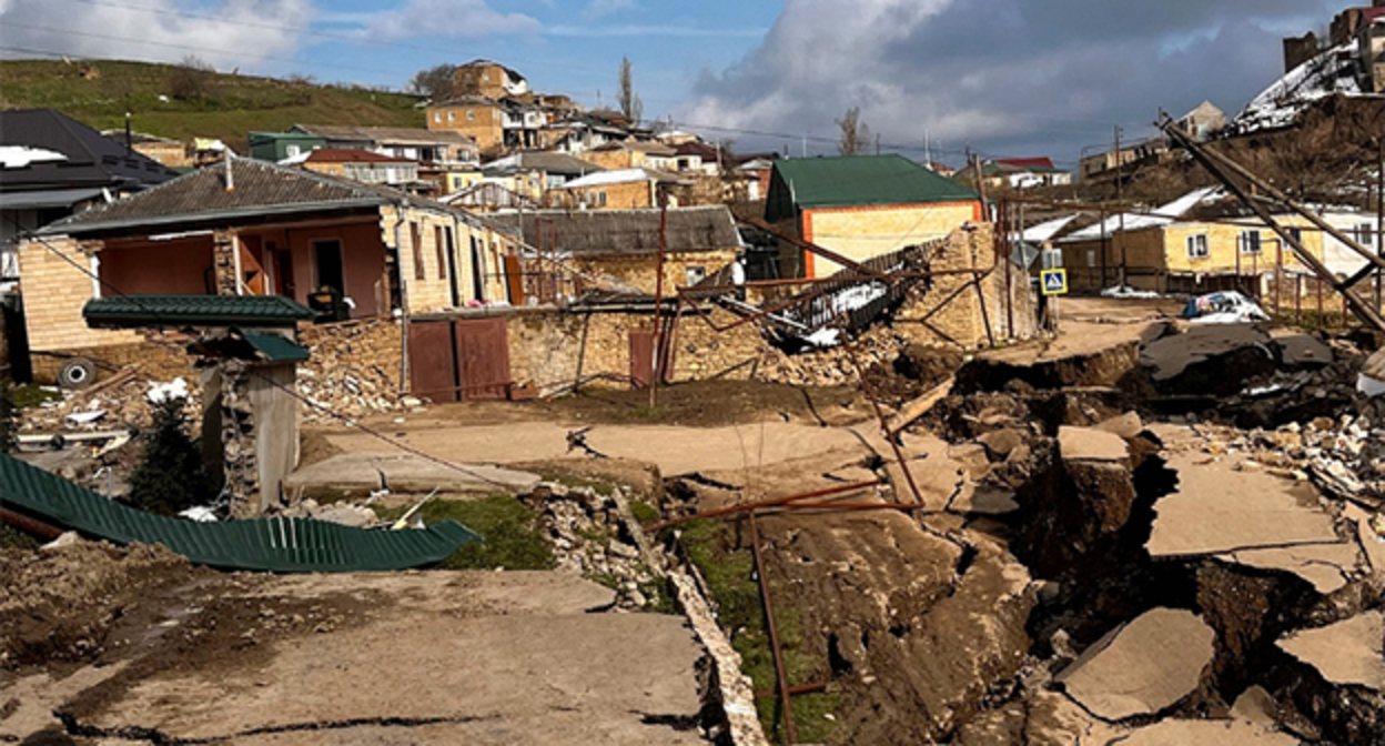Сход оползня в Дагестане. Апрель 2026 г. Фото: Администрация Главы РД Сход оползня в Дагестане. Апрель 2026 г. Фото: Администрация Главы РД
