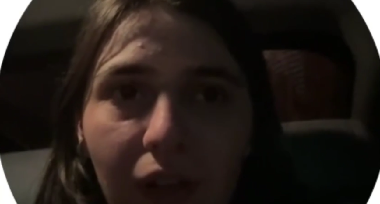 Айшат Хизриева. Стоп-кадр видео "Марем" от 22.04.26, https://t.me/marem_group/1658. Айшат Хизриева. Стоп-кадр видео "Марем" от 22.04.26, https://t.me/marem_group/1658.