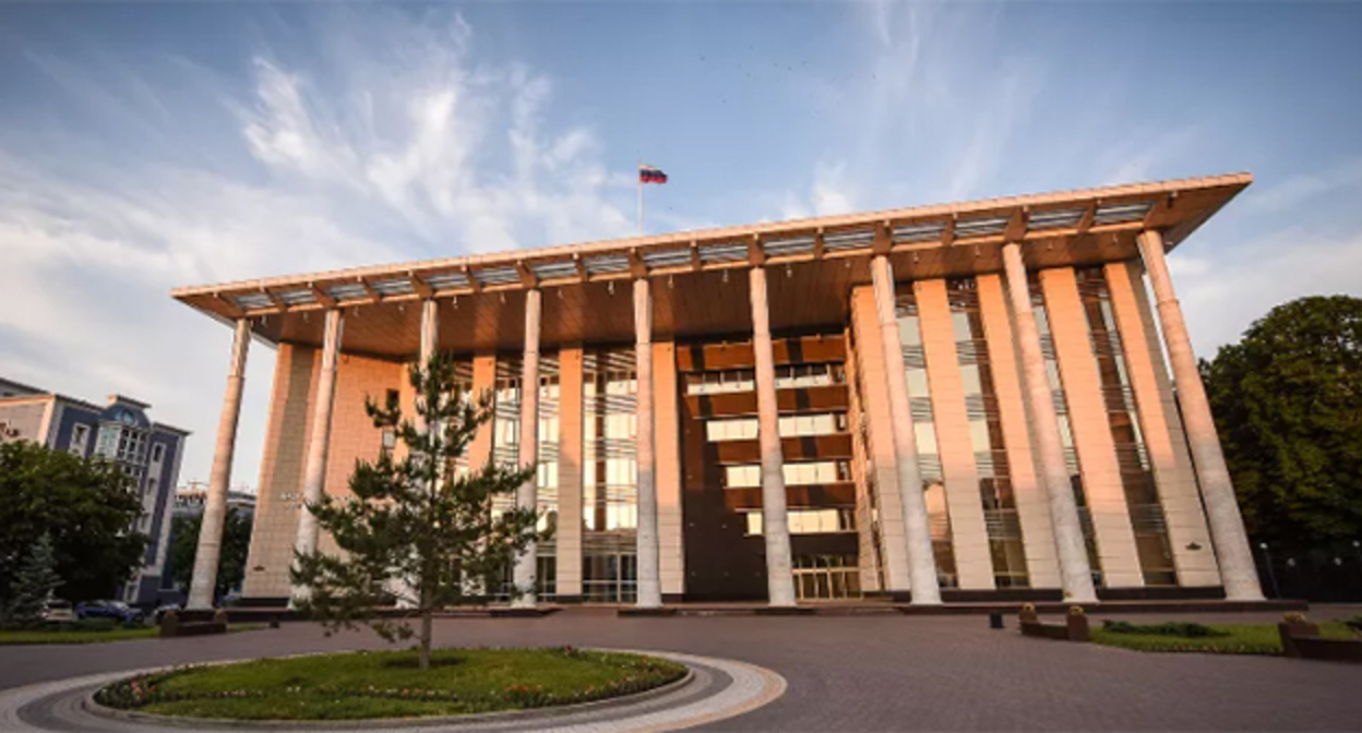 Краснодарский краевой суд. Фото Елены Синеок. "Юга.ру" Краснодарский краевой суд. Фото Елены Синеок. "Юга.ру"