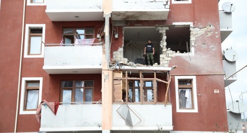 Поврежденный обстрелом дом в Тертерском районе. Фото Азиза Каримова для "Кавказского узла"